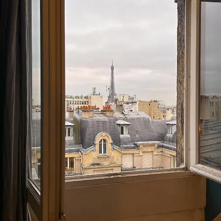 New Eiffel Tower View Studio / Etoile Apartamento Paris